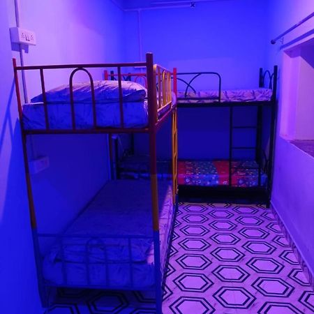 Sankardev Guest House D24 35 바라나시 외부 사진