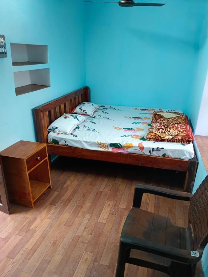 Sankardev Guest House D24 35 바라나시 외부 사진