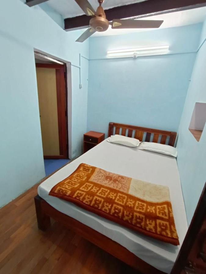Sankardev Guest House D24 35 바라나시 외부 사진