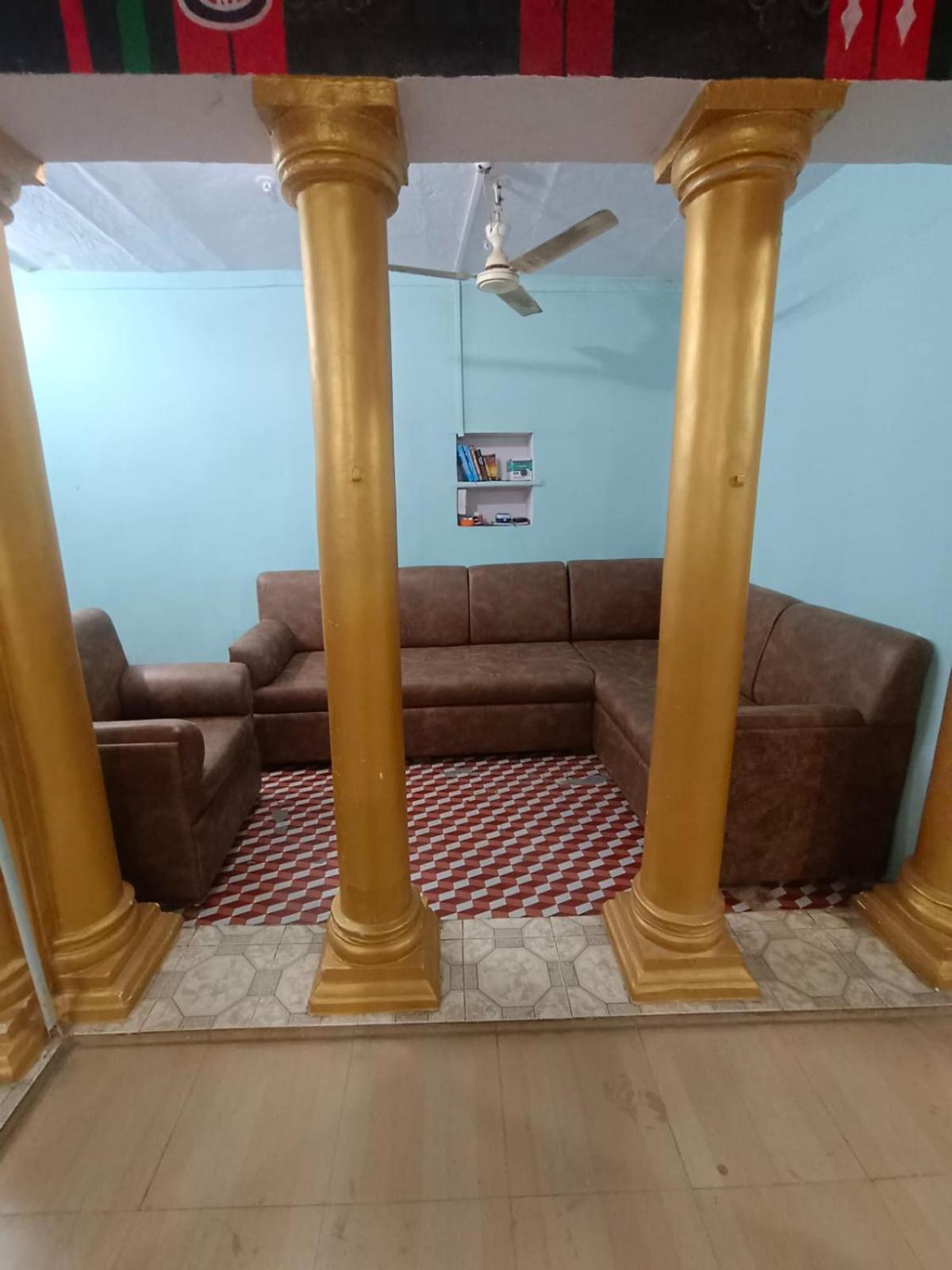 Sankardev Guest House D24 35 바라나시 외부 사진